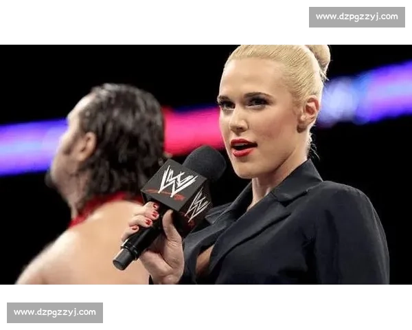 WWE男选手对战女选手的跨性别擂台对抗与规则演变全解析 WWE男选手对战女选手的跨性别擂台对抗与规则演变全解析